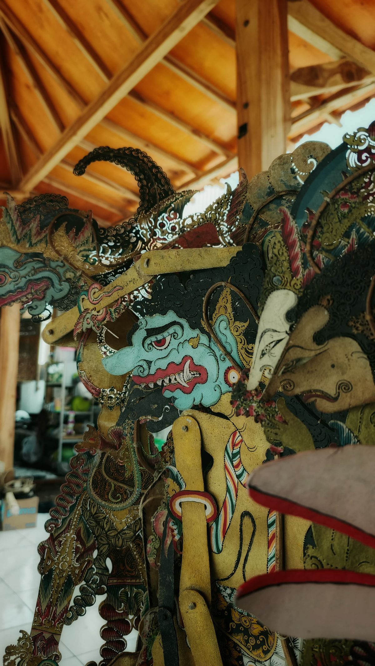 Detail Wayang Kulit sebagai identitas brand Wayang88